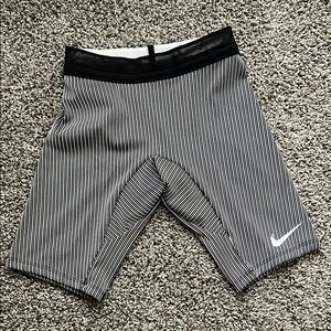 Women’s Nike Aeroswift Tights XS